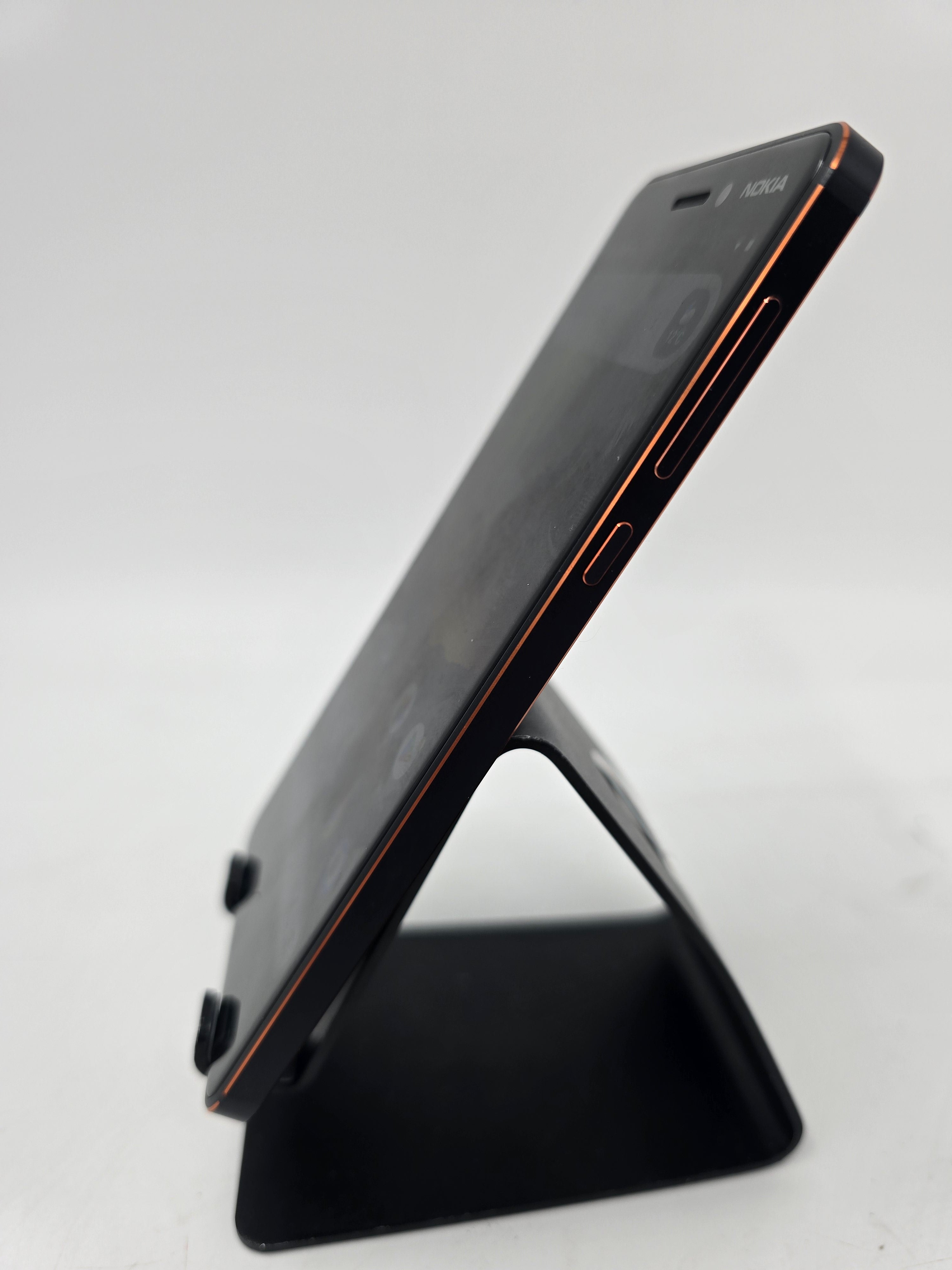 Nokia Mobile Phone 6.1 2018 TA-1050 5.5" Screen 32GB Storage Unlocked