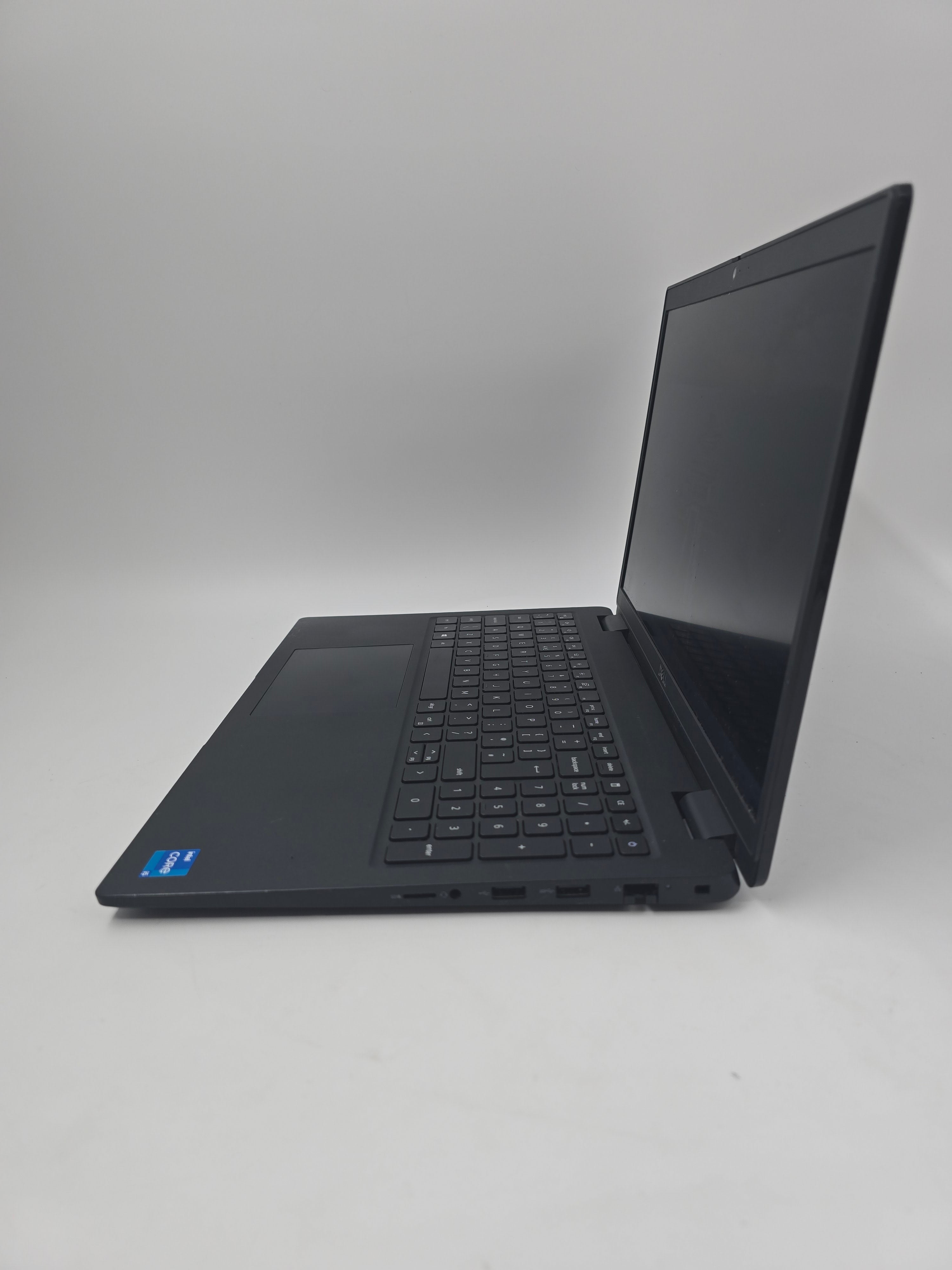 Dell Laptop Latitude 3520 15.6" Screen i5 11th Gen 8GB RAM 256GB SSD W11 Pro