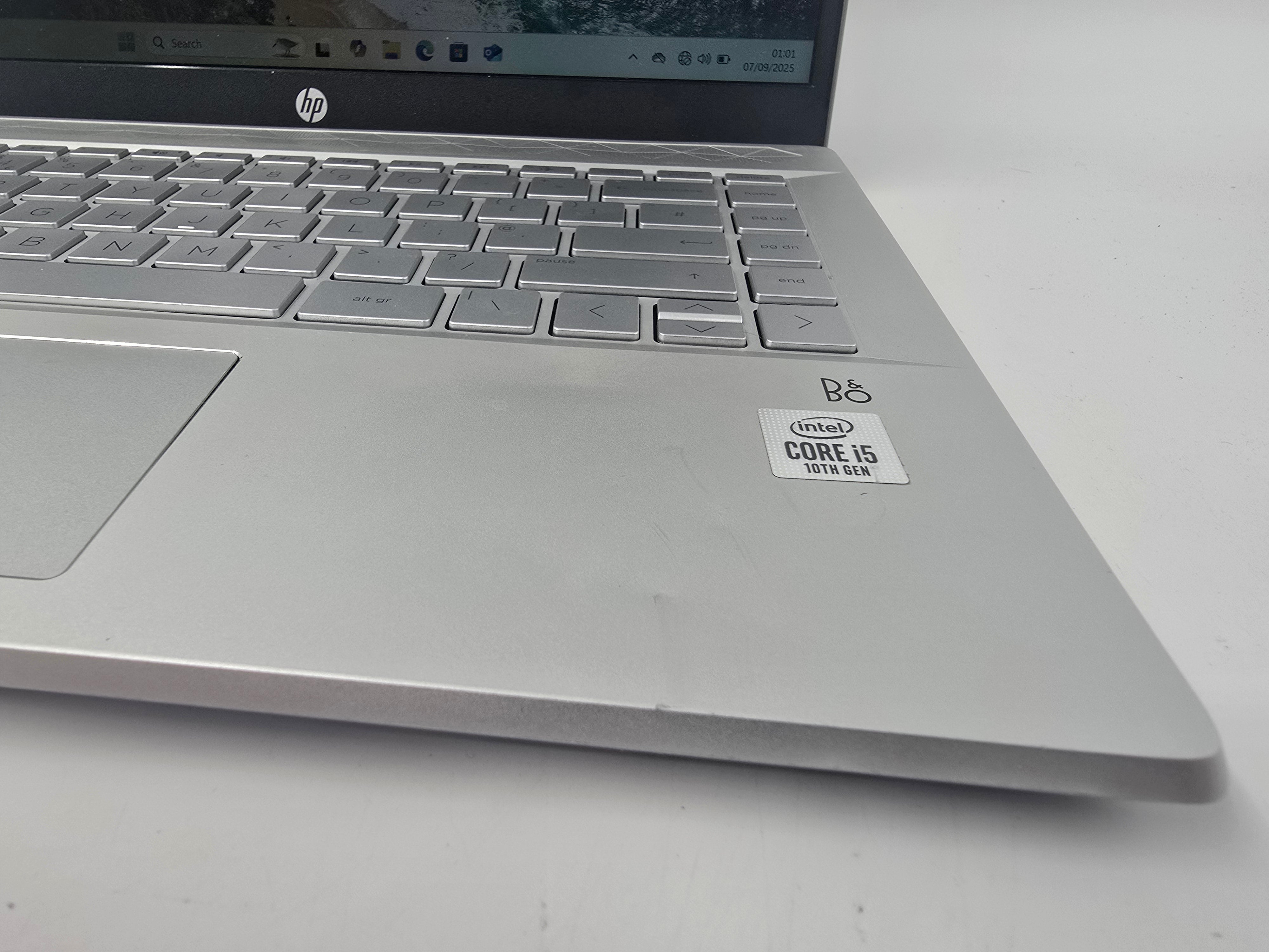 HP Laptop Pavilion 14-CE3501NA 14" Screen i5 10th Gen 8GB RAM 512GB SSD W11