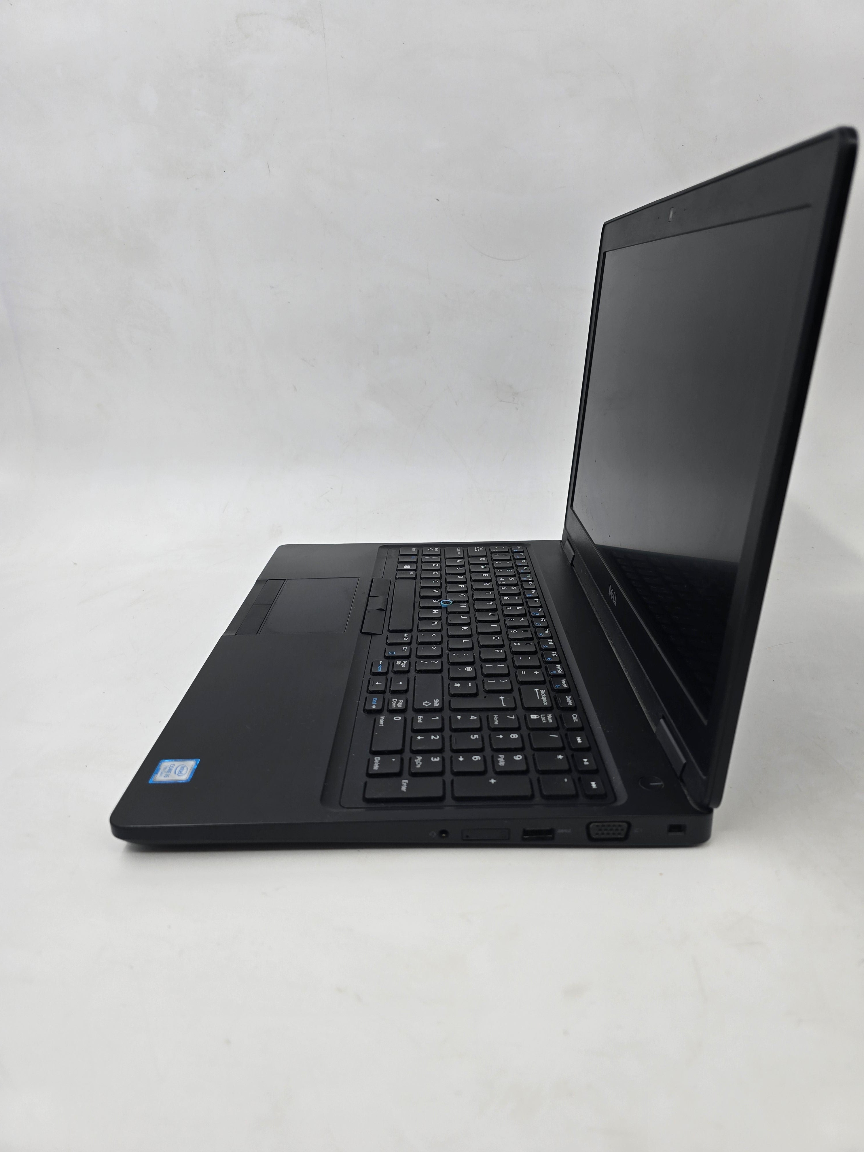 Dell Laptop Latitude 5580 15.6" Screen i5 7th Gen 8GB RAM No SSD No OS Spares