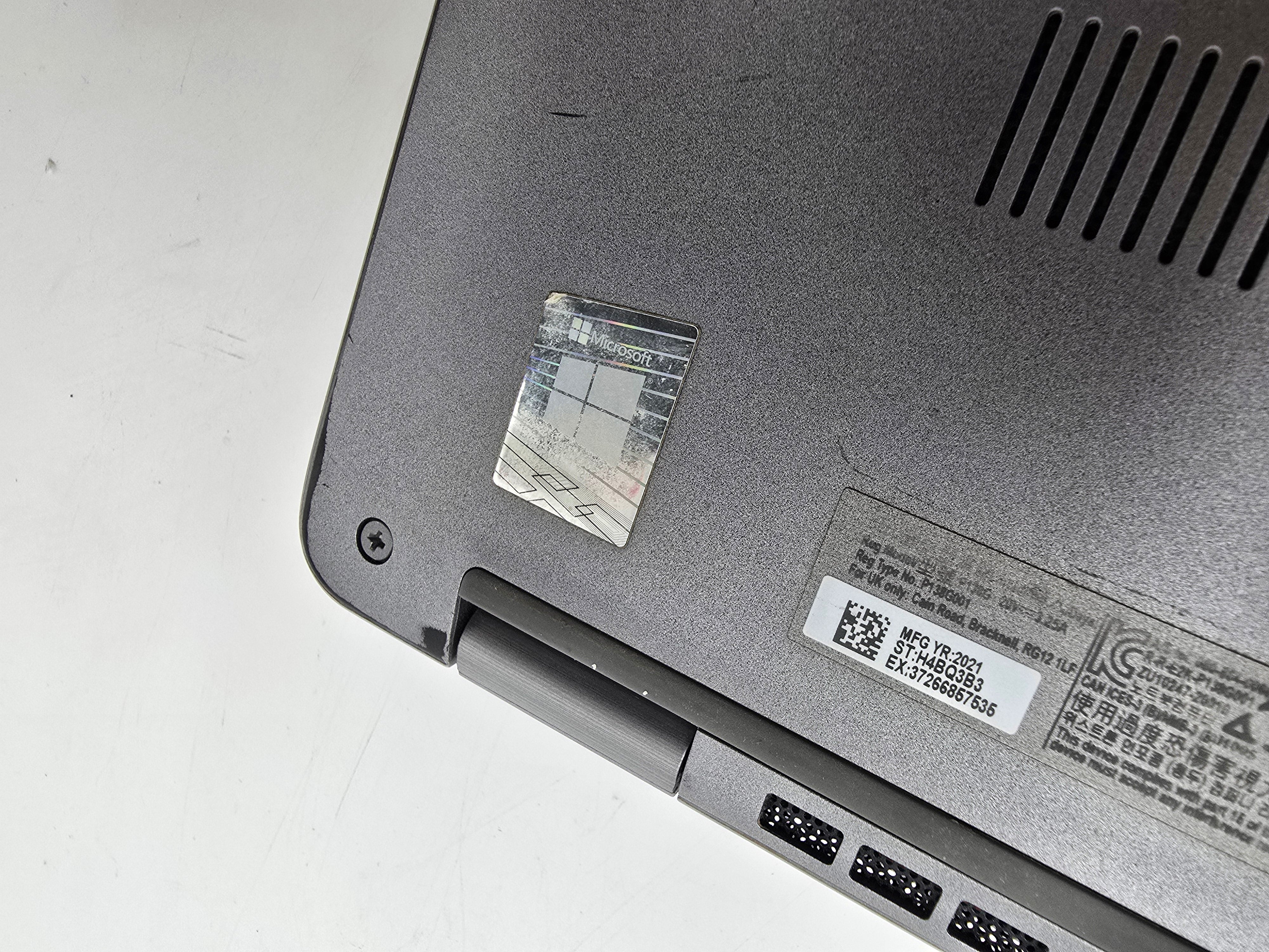 Dell Latitude 5320 13" Screen i5 11th Gen 8GB RAM 256GB SSD W11 Spares #17