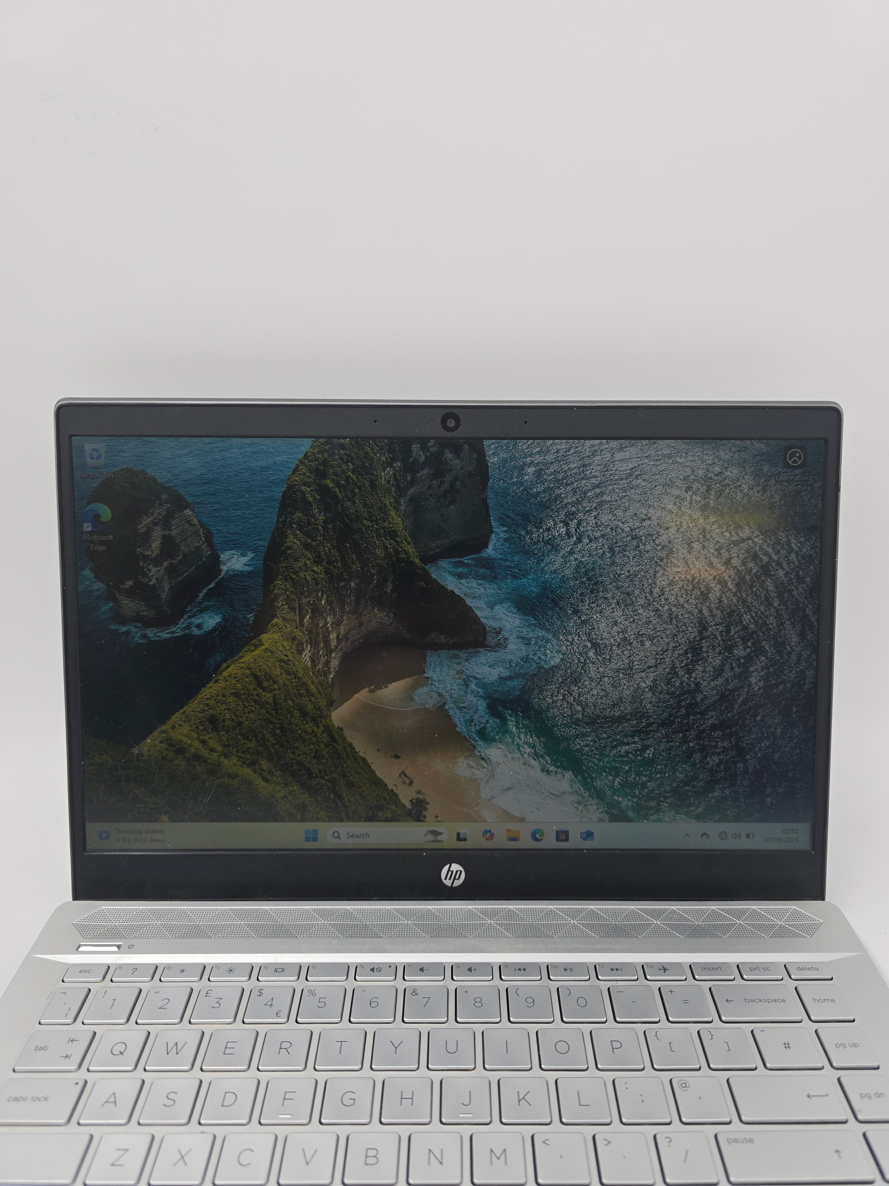 HP Laptop Pavilion 14-CE3501NA 14" Screen i5 10th Gen 8GB RAM 512GB SSD W11