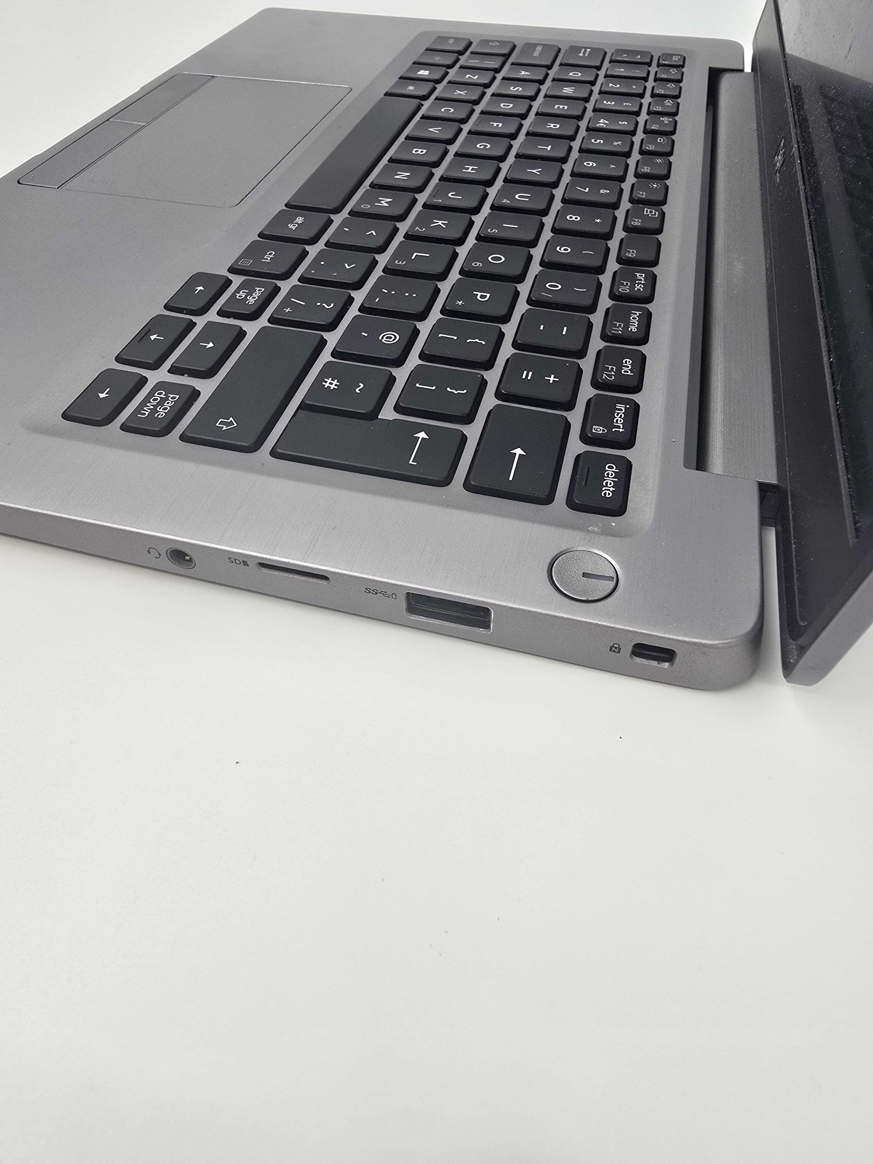 Dell Laptop Latitude 7300 13.3" Screen i5 8th Gen 8GB RAM 256GB SSD W11 #4