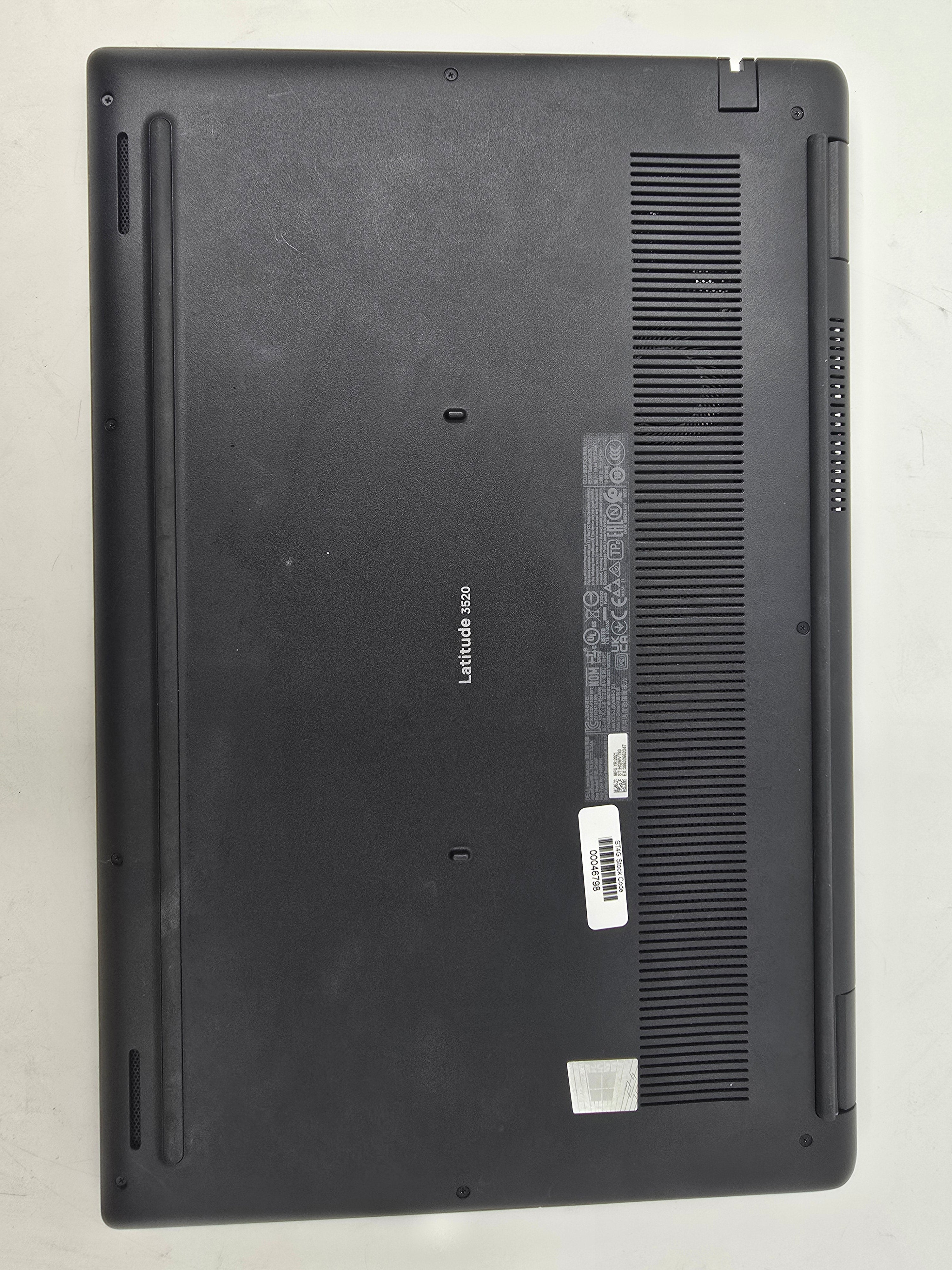 Dell Laptop Latitude 3520 15.6" i5 11th Gen No RAM No SSD No OS *Spares*