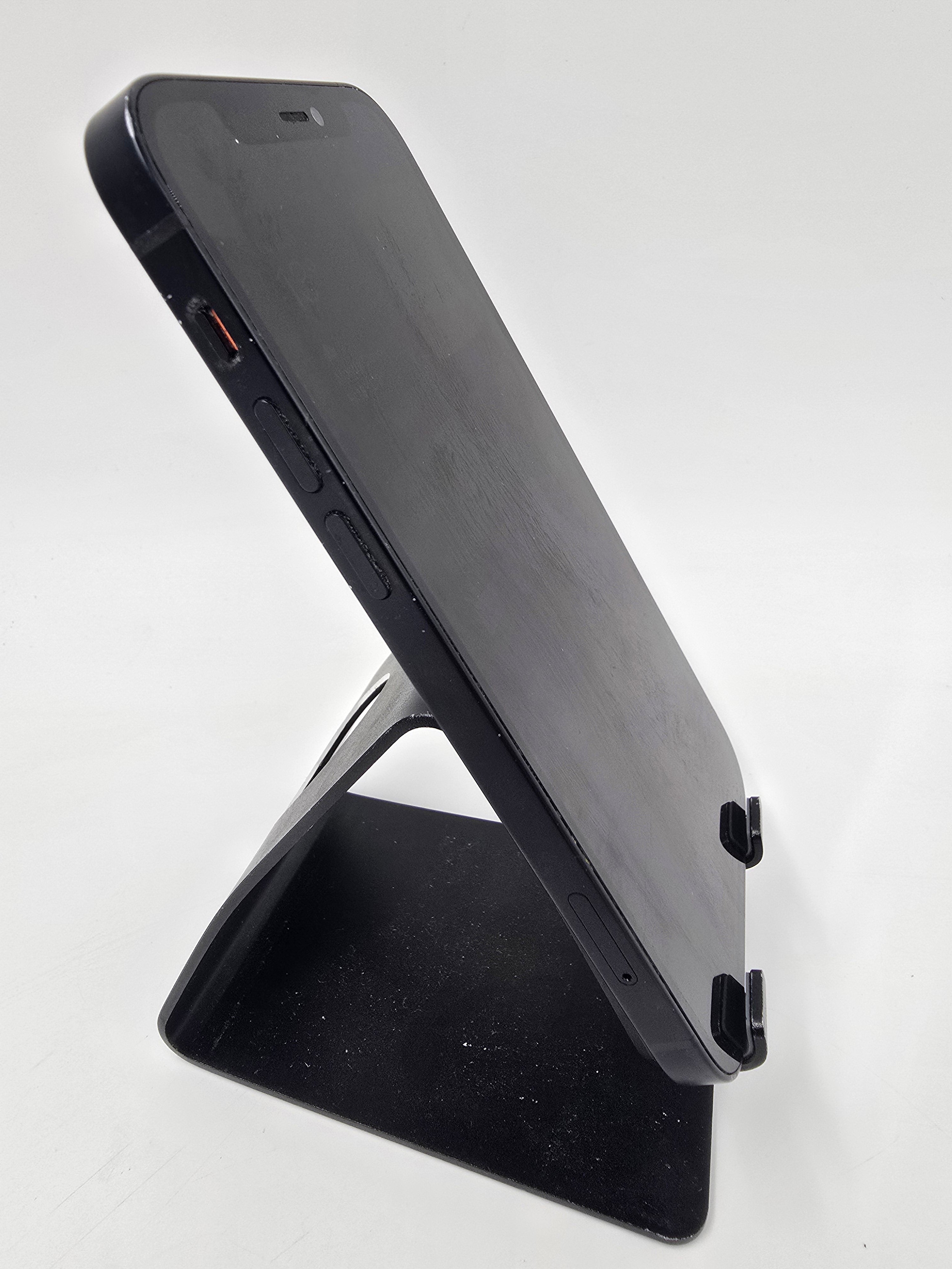 Apple iPhone 12 2020 6.1" 256GB Storage Black Unlocked 86% Battery Health Spares