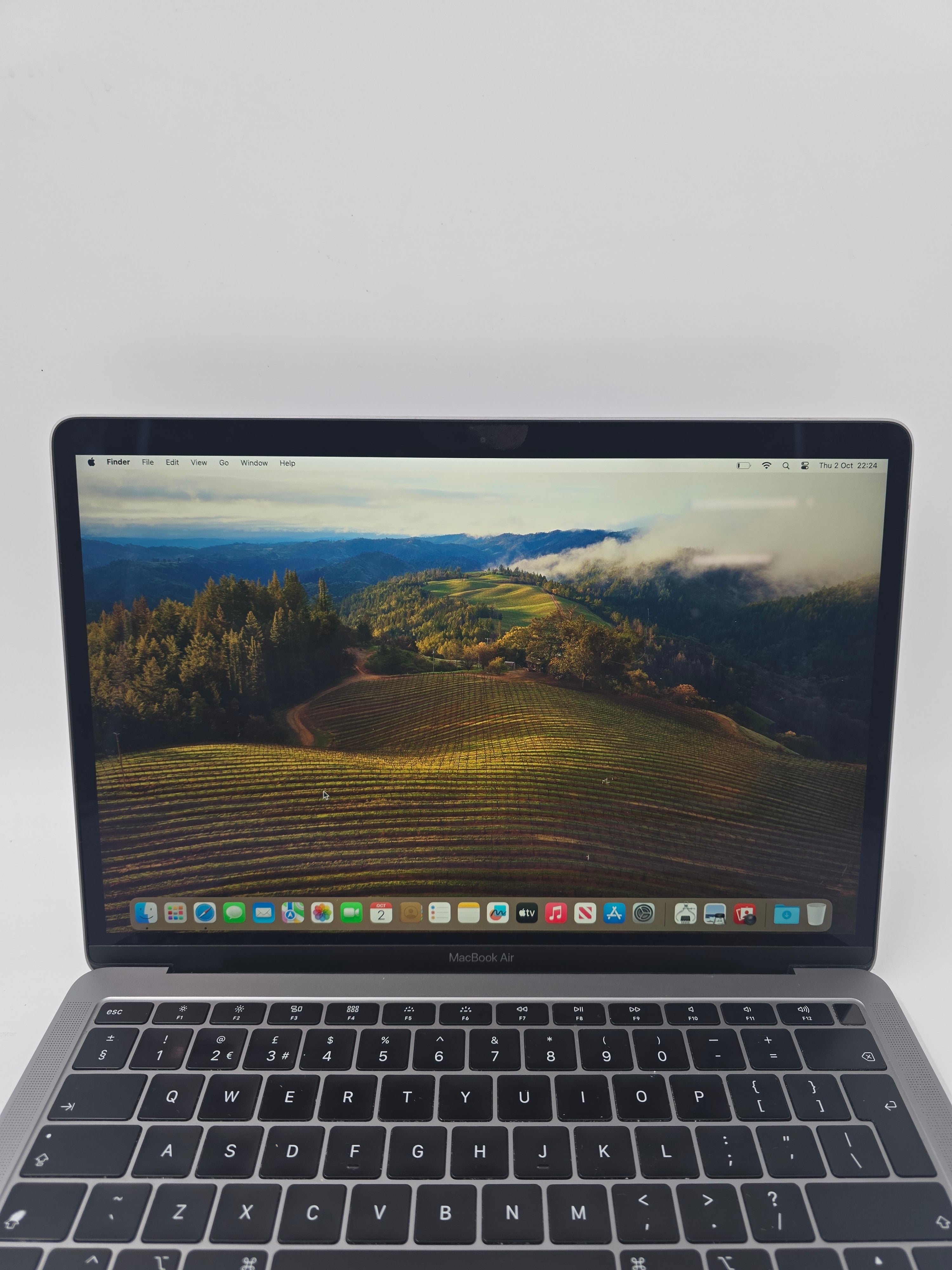 Apple MacBook Air 2018 13" Screen i5 8th Gen 1.6GHz 8GB RAM 256GB SSD Sonoma