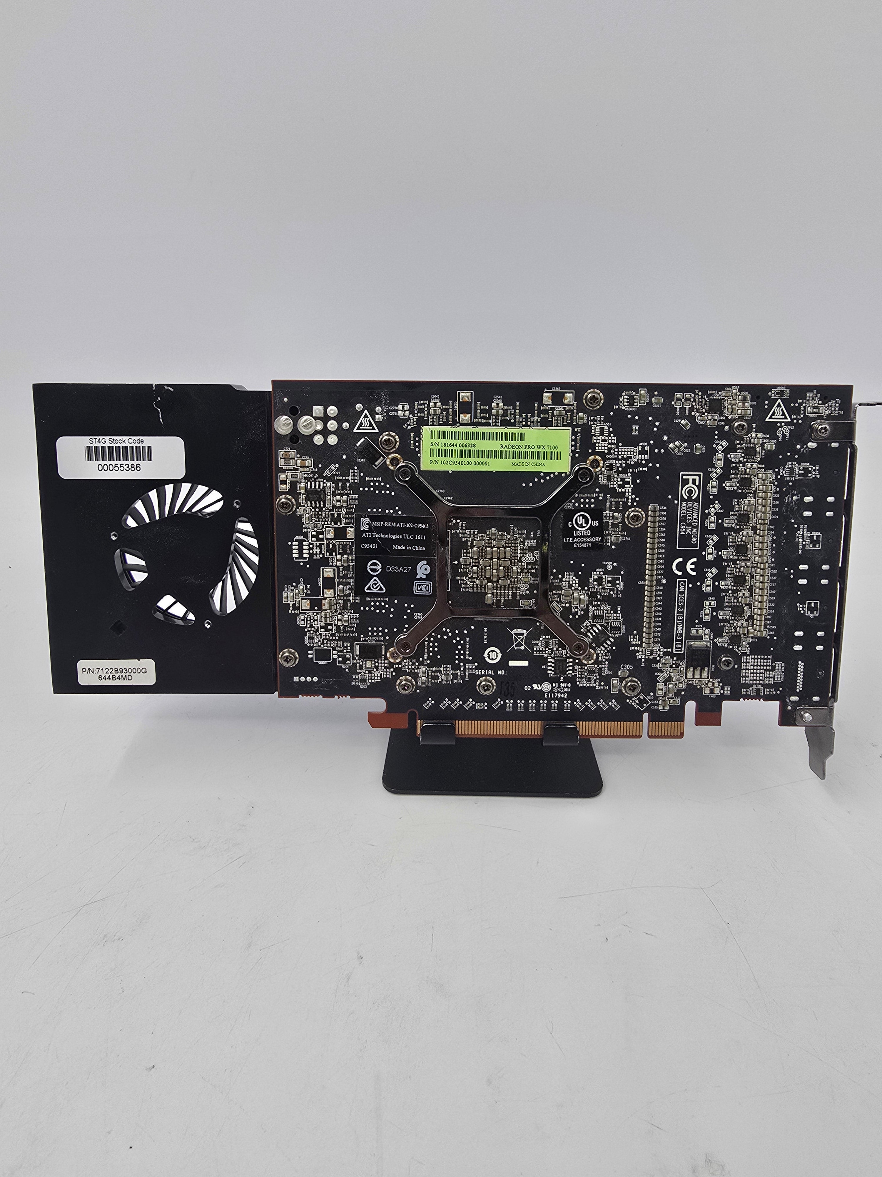 AMD Workstation Graphics Card Radeon Pro WX7100 8GB GDDR5 4x DisplayPort GPU