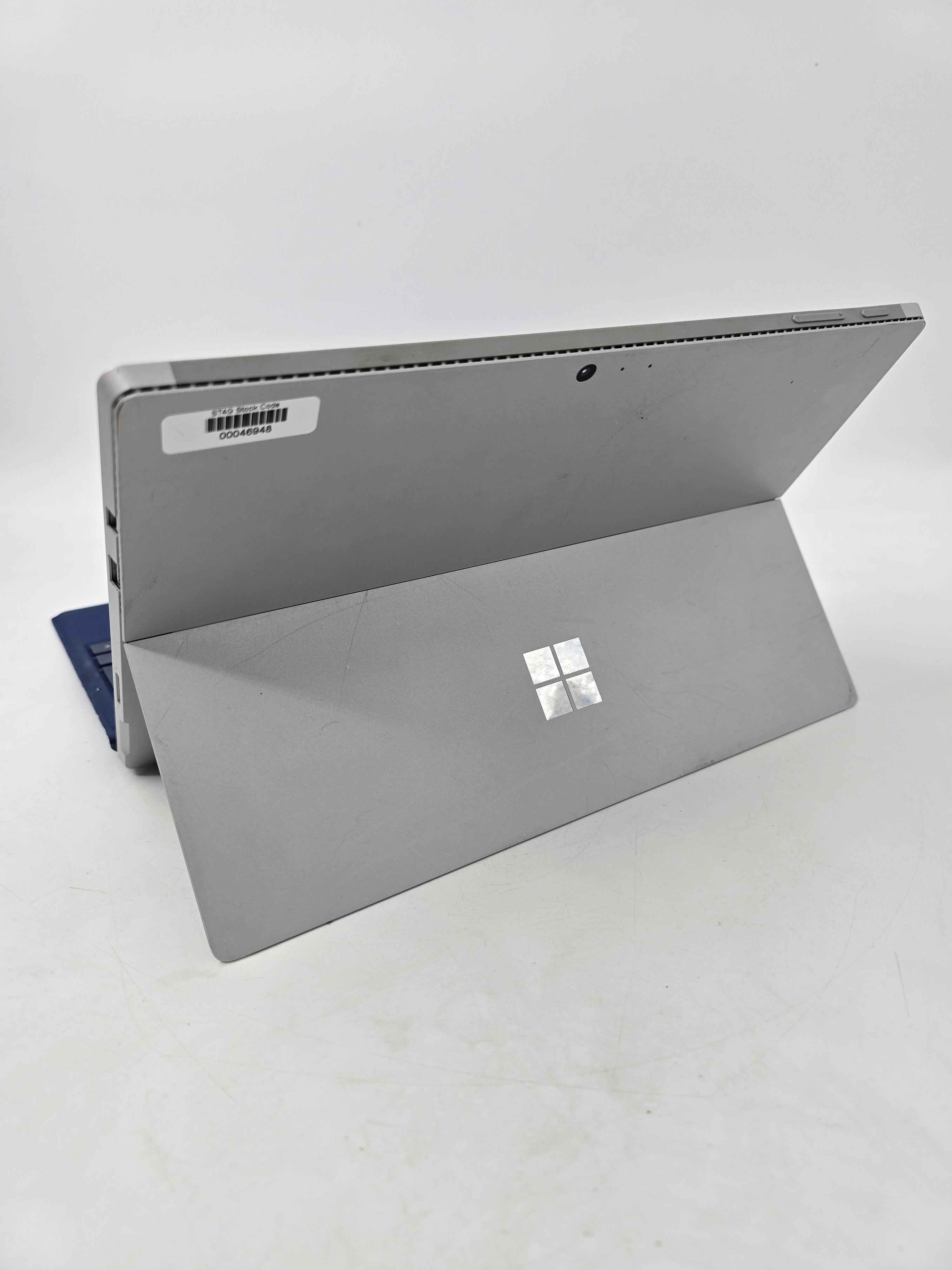 Microsoft Surface Pro 4 12.3" Touchscreen i3 6th Gen 4GB RAM 128GB SSD W10