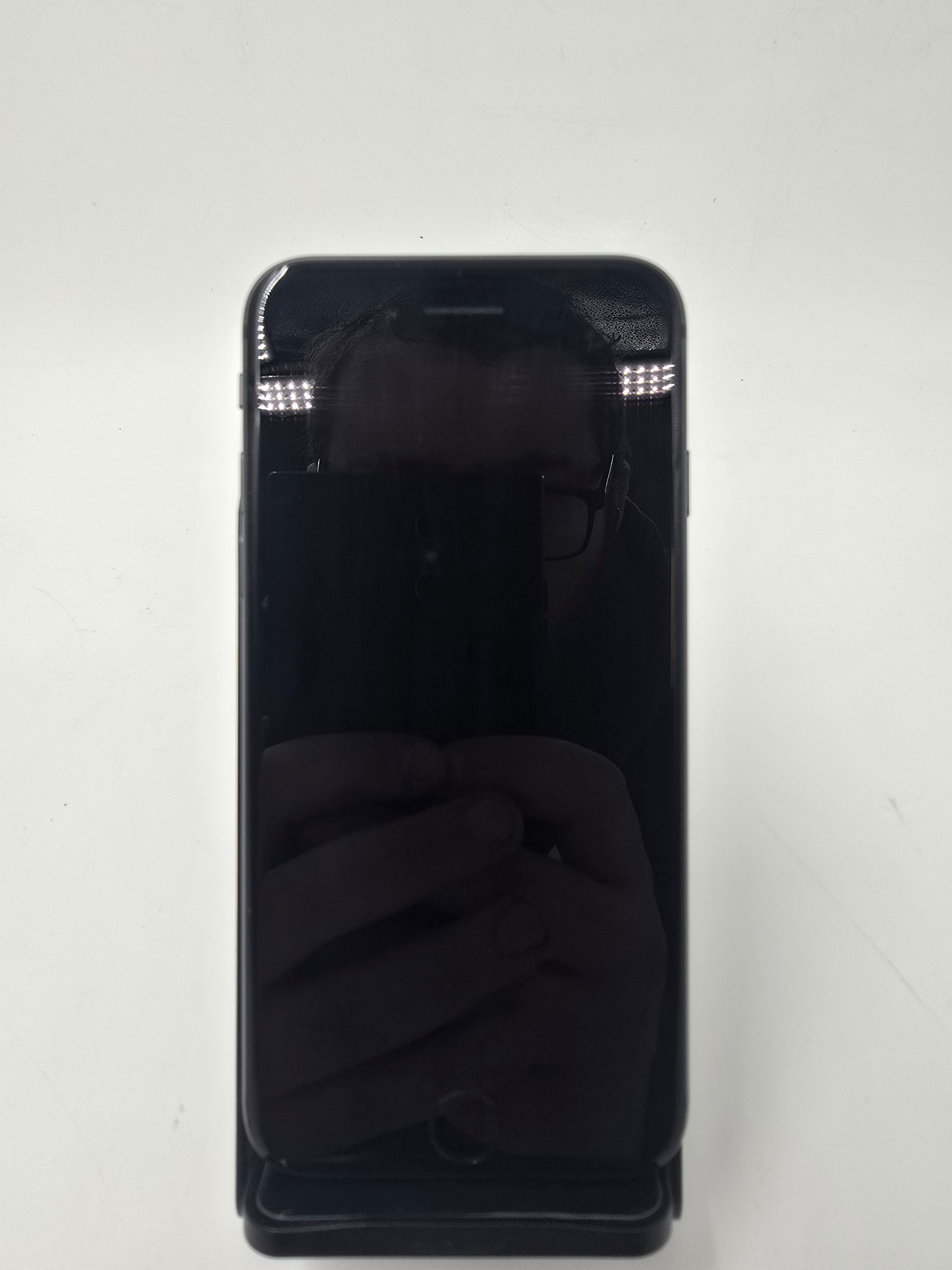 Apple Mobile Phone iPhone 8 64GB Storage 4.7" Screen Unlocked Black 94%+ Battery