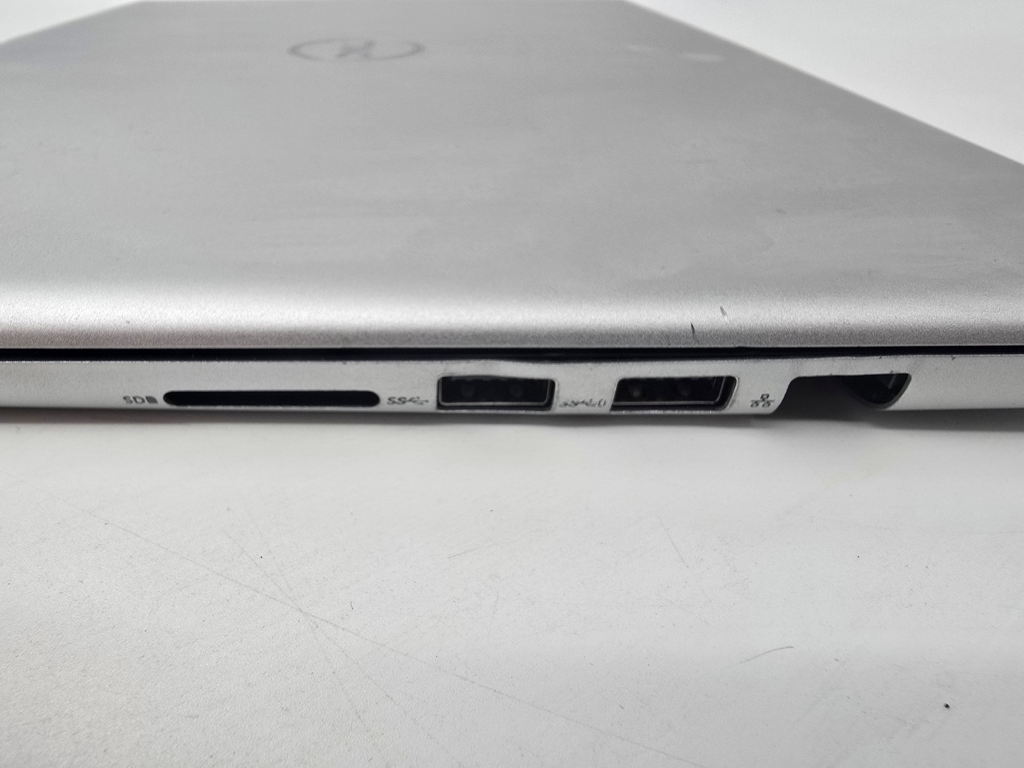 Dell Laptop Vostro 5471 14" Screen i5 8th Gen No RAM No SSD *Spares*