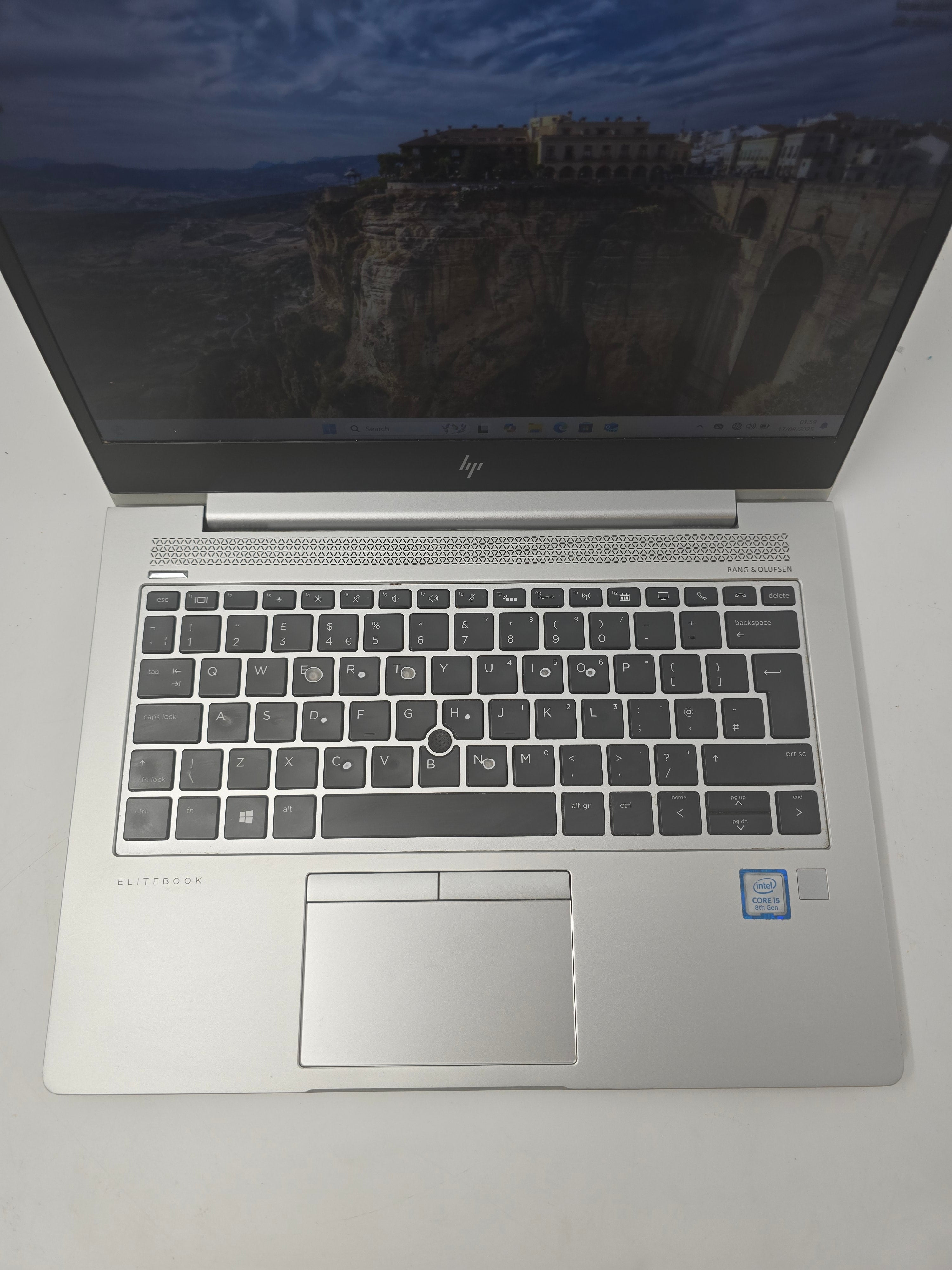 HP Laptop EliteBook 830 G6 13.3" Screen i5 8th Gen 8GB RAM 256GB SSD Windows 11