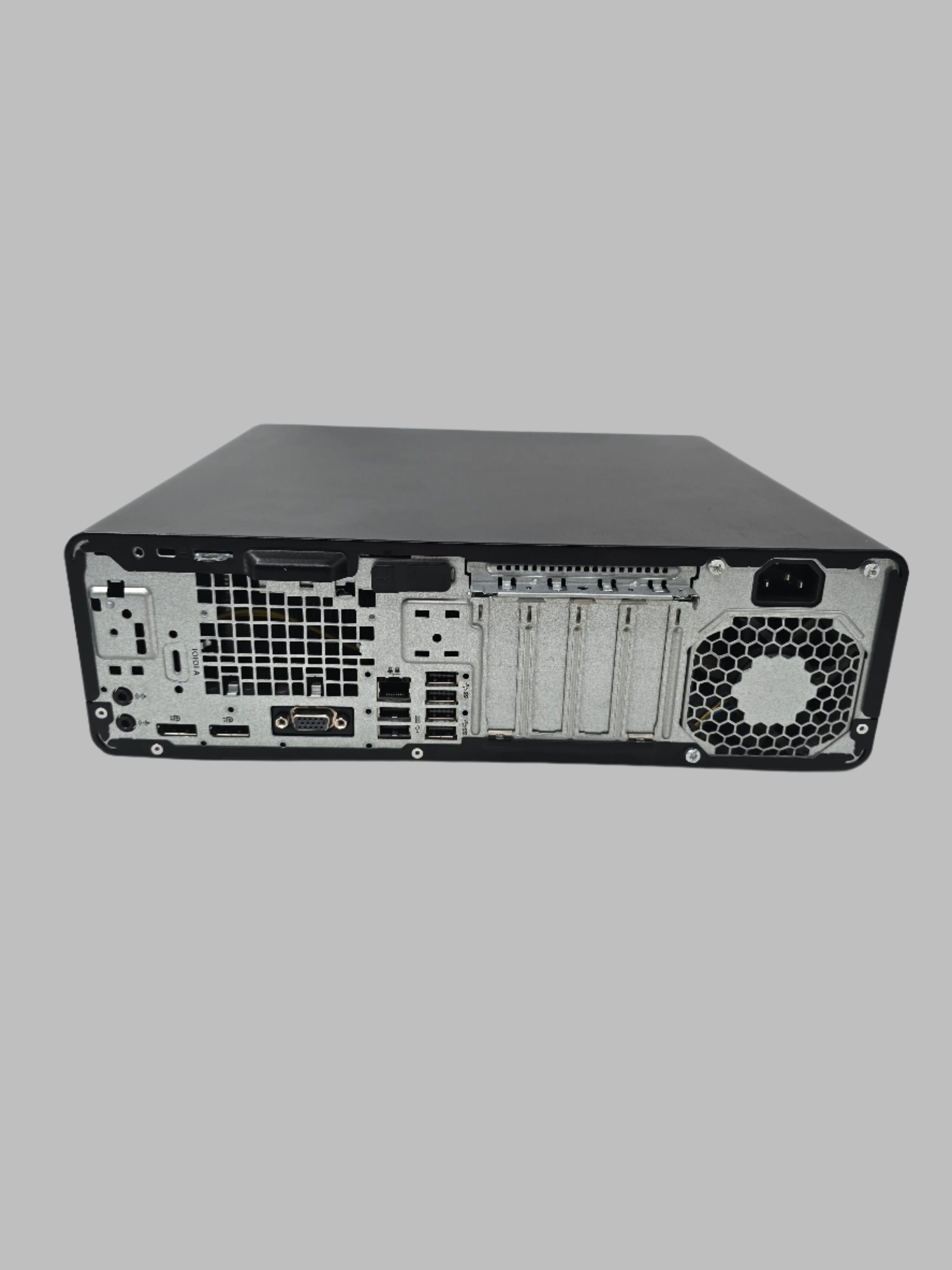 HP Desktop EliteDesk 800 G3 SFF i7 7th Gen 24GB RAM No SSD No OS