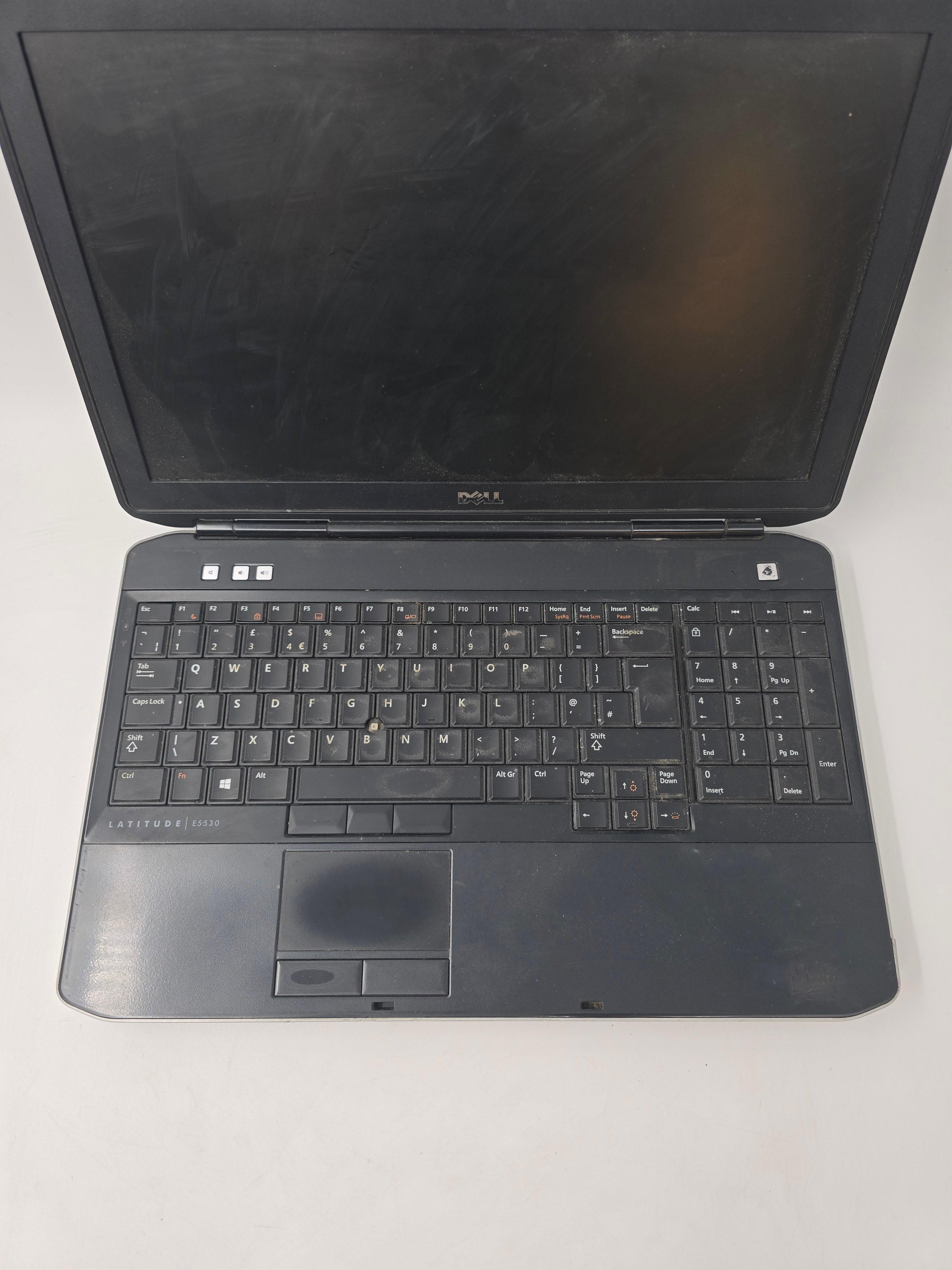 Dell Laptop Latitude E5530 15.6" Screen i3 2nd Gen 4GB RAM NO HDD NO OS *SPARES*