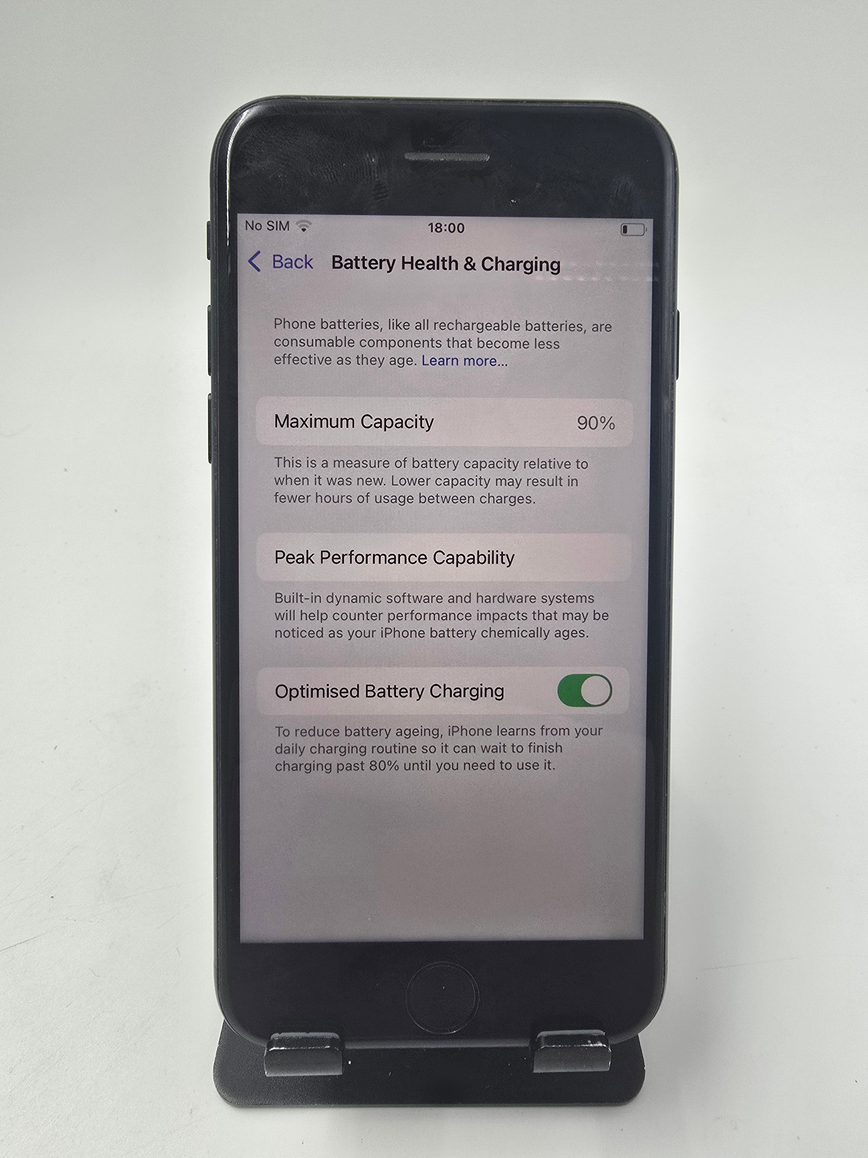 Apple iPhone SE 3rd Gen 2022 4.7" 128GB Storage Unlocked 90% Battery