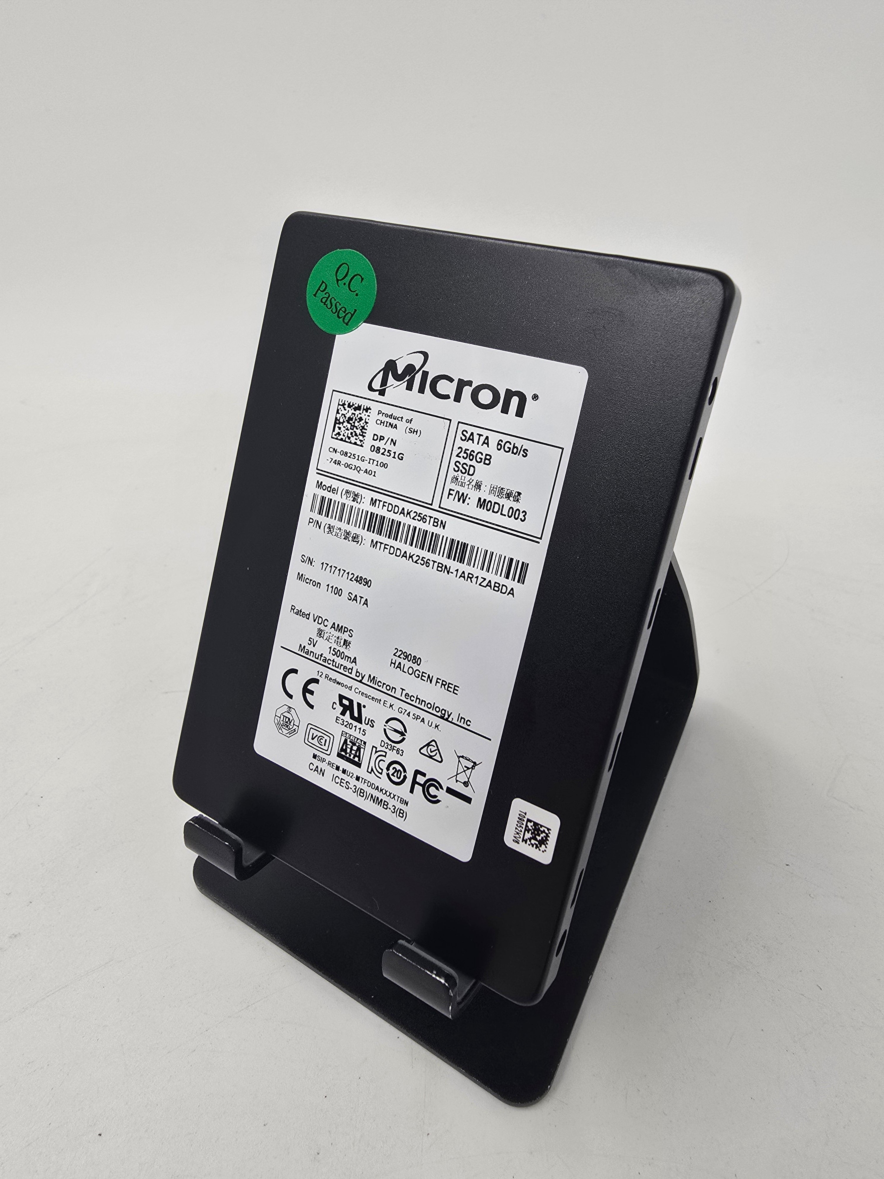 Solid State Drives 128GB 240GB 256GB 2.5" SATA SSD Lot of 8