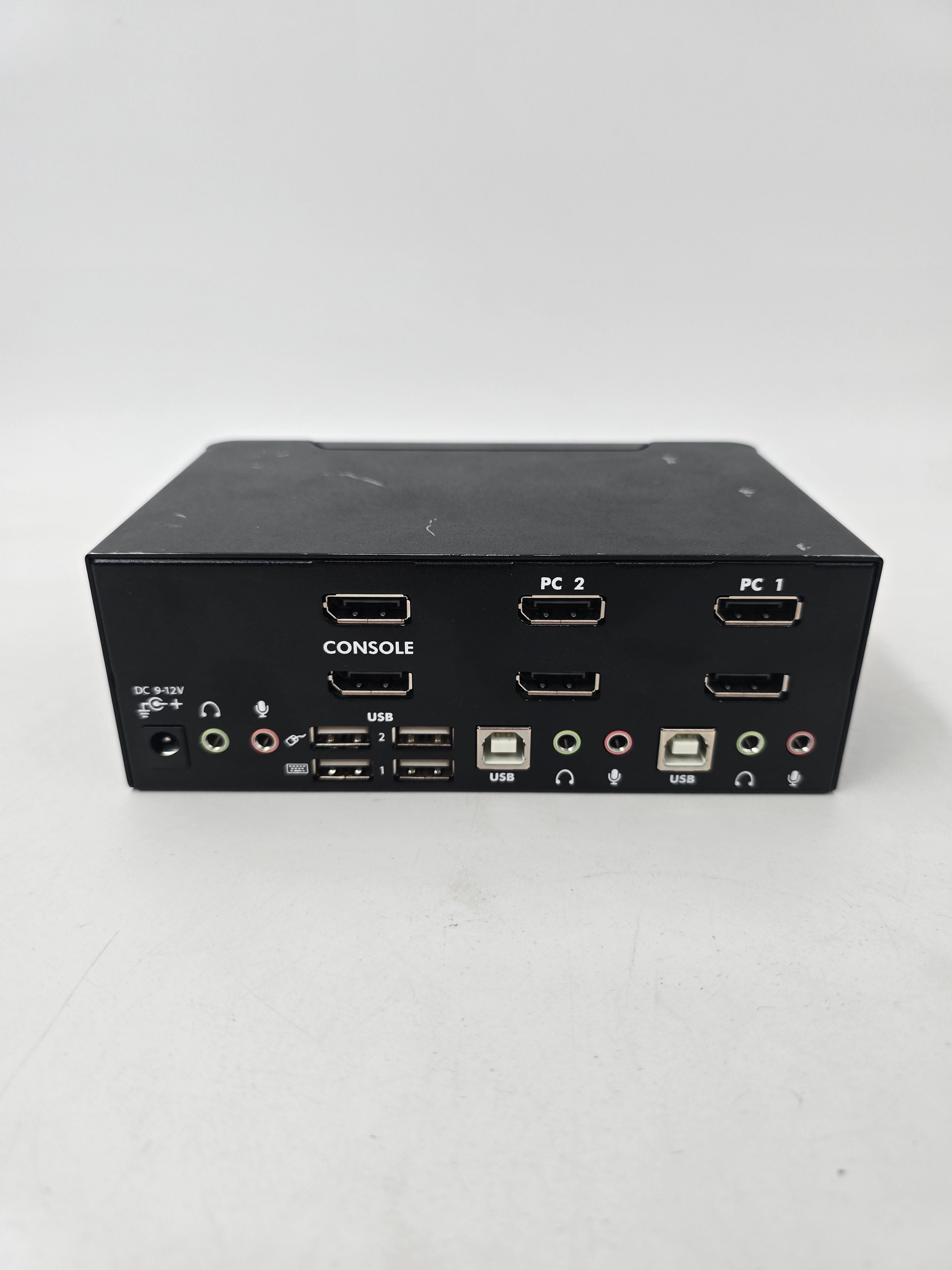 StarTech KVM Switch 2 Port Dual DisplayPort USB W/ Audio & USB Hub