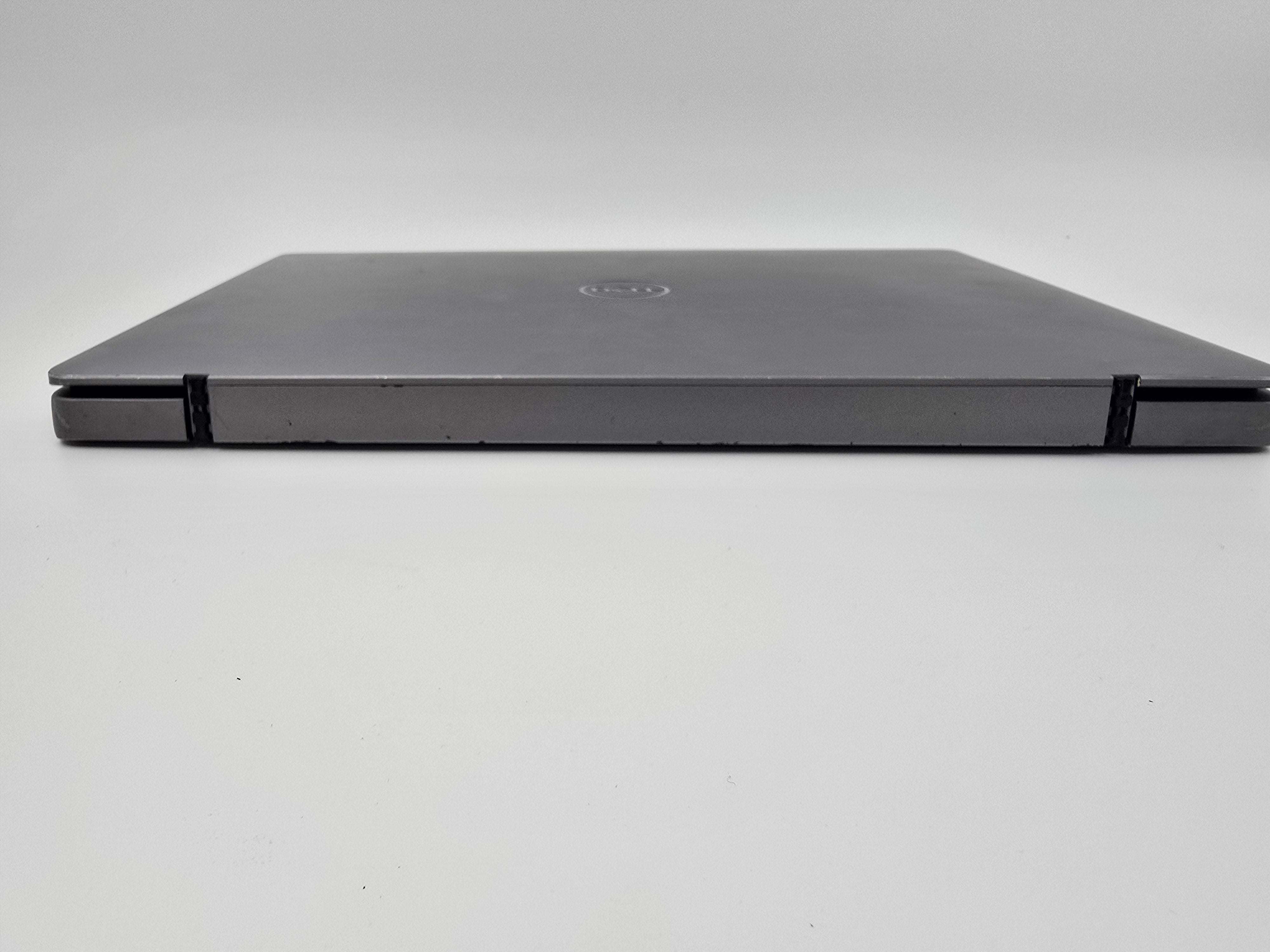 Dell Laptop Latitude 7300 13.3" Screen i5 8th Gen 8GB RAM 256GB SSD W11
