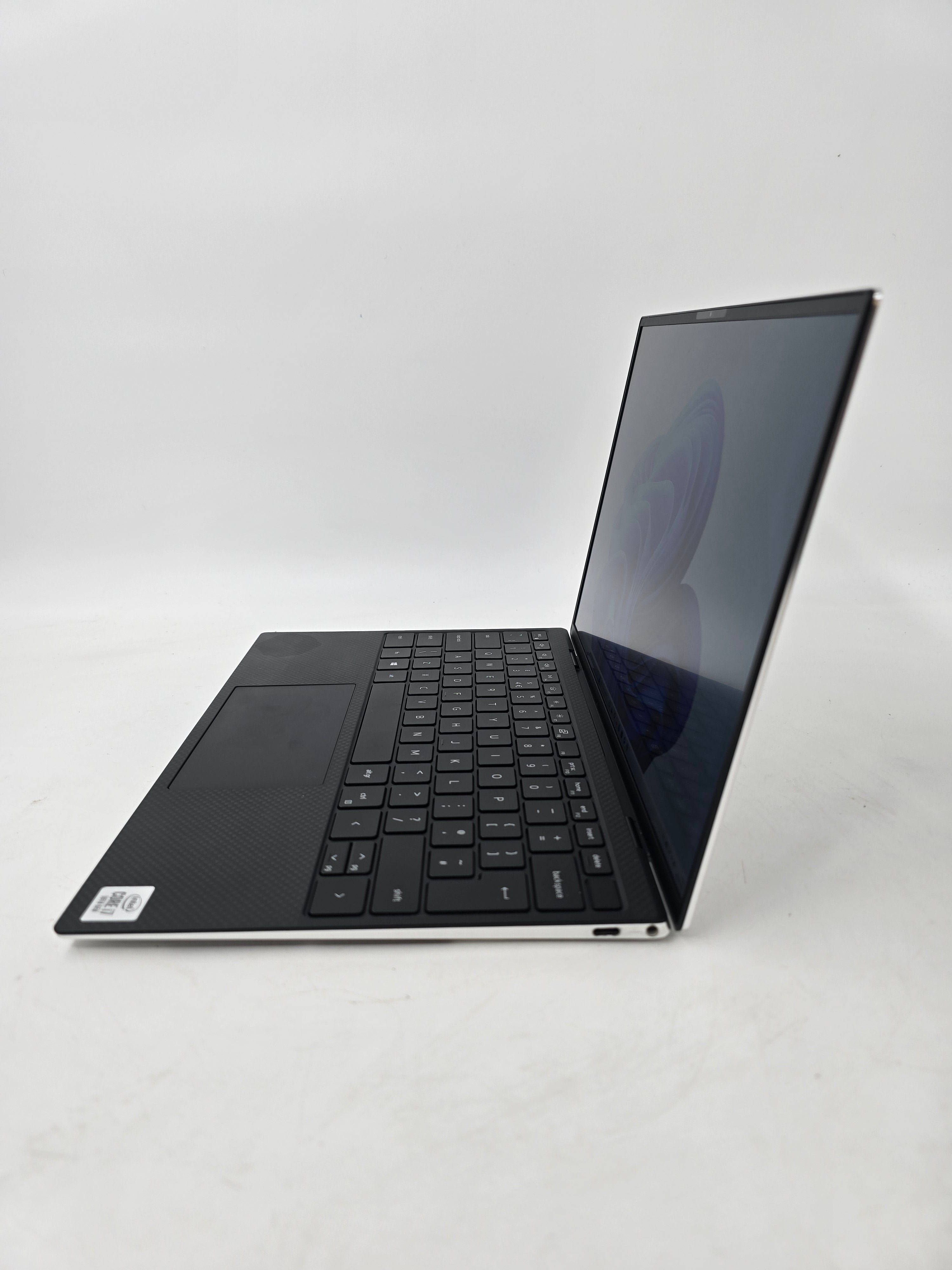 Dell Laptop XPS 13 9300 13.3" Screen i7 10th Gen 16GB RAM 512GB SSD W11