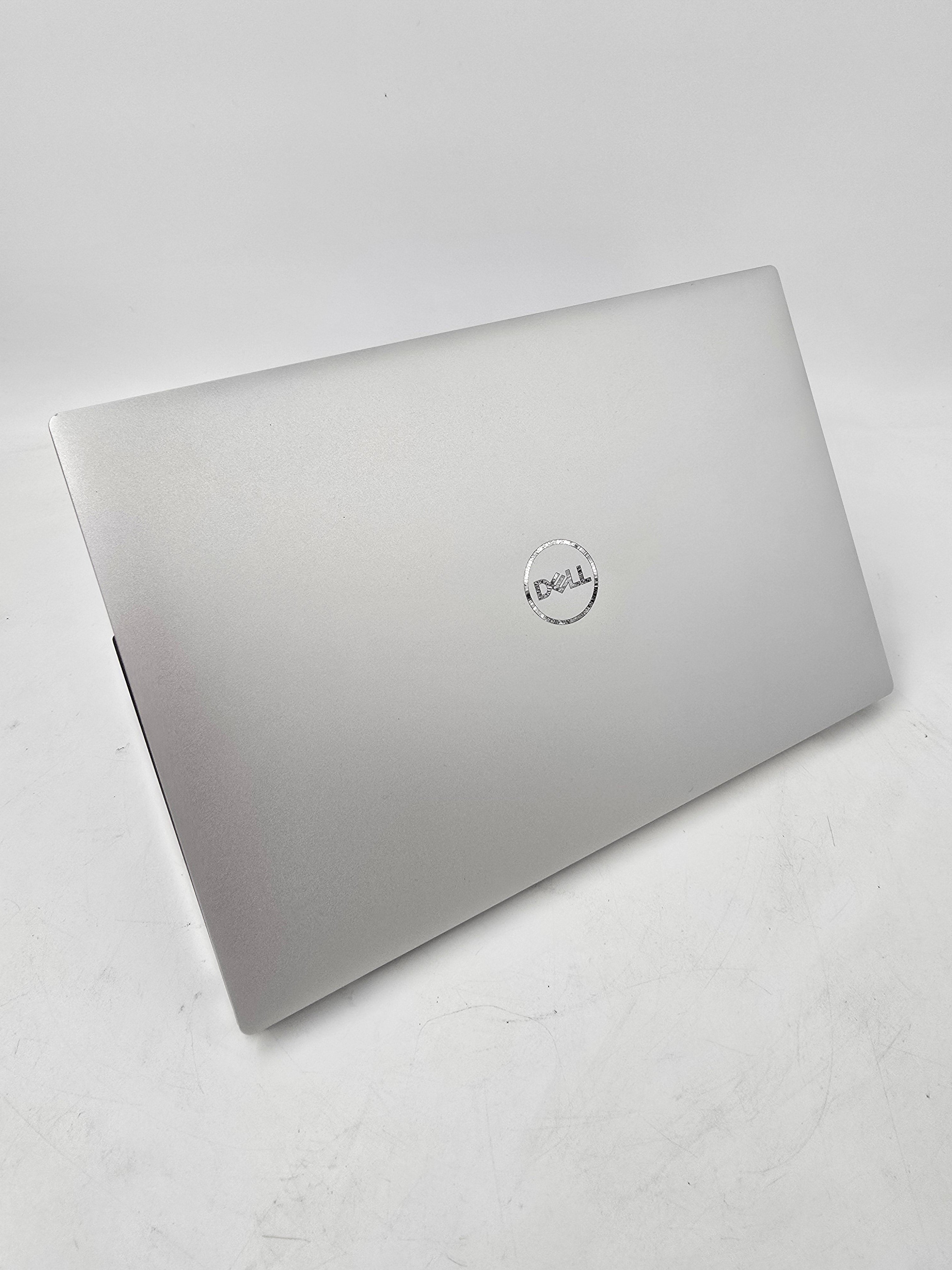 Dell Laptop XPS 13 9300 13.3" Screen i7 10th Gen 16GB RAM 512GB SSD W11