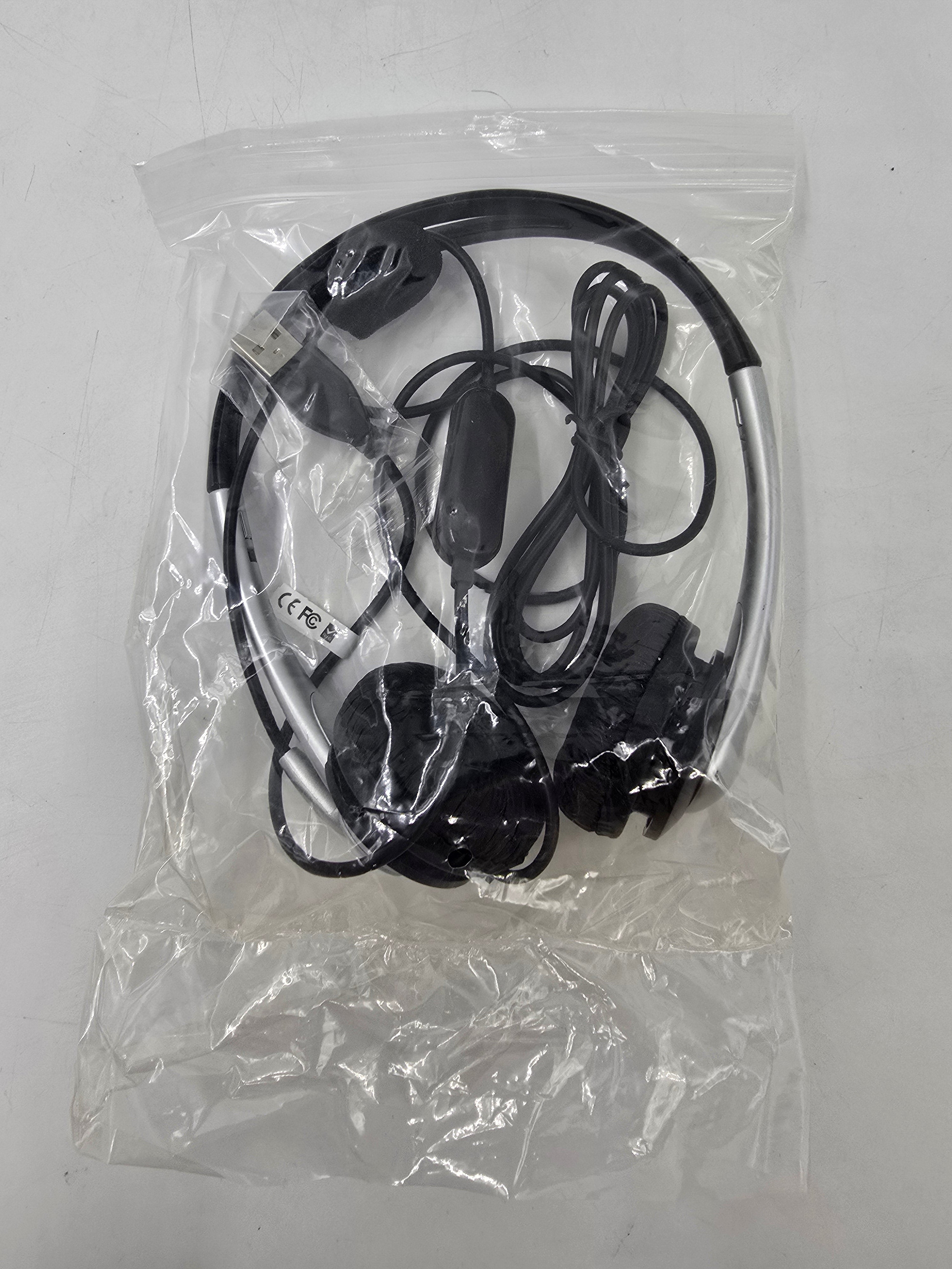 Desktop USB Headset Dual Headphone Lot of 20 Brand New