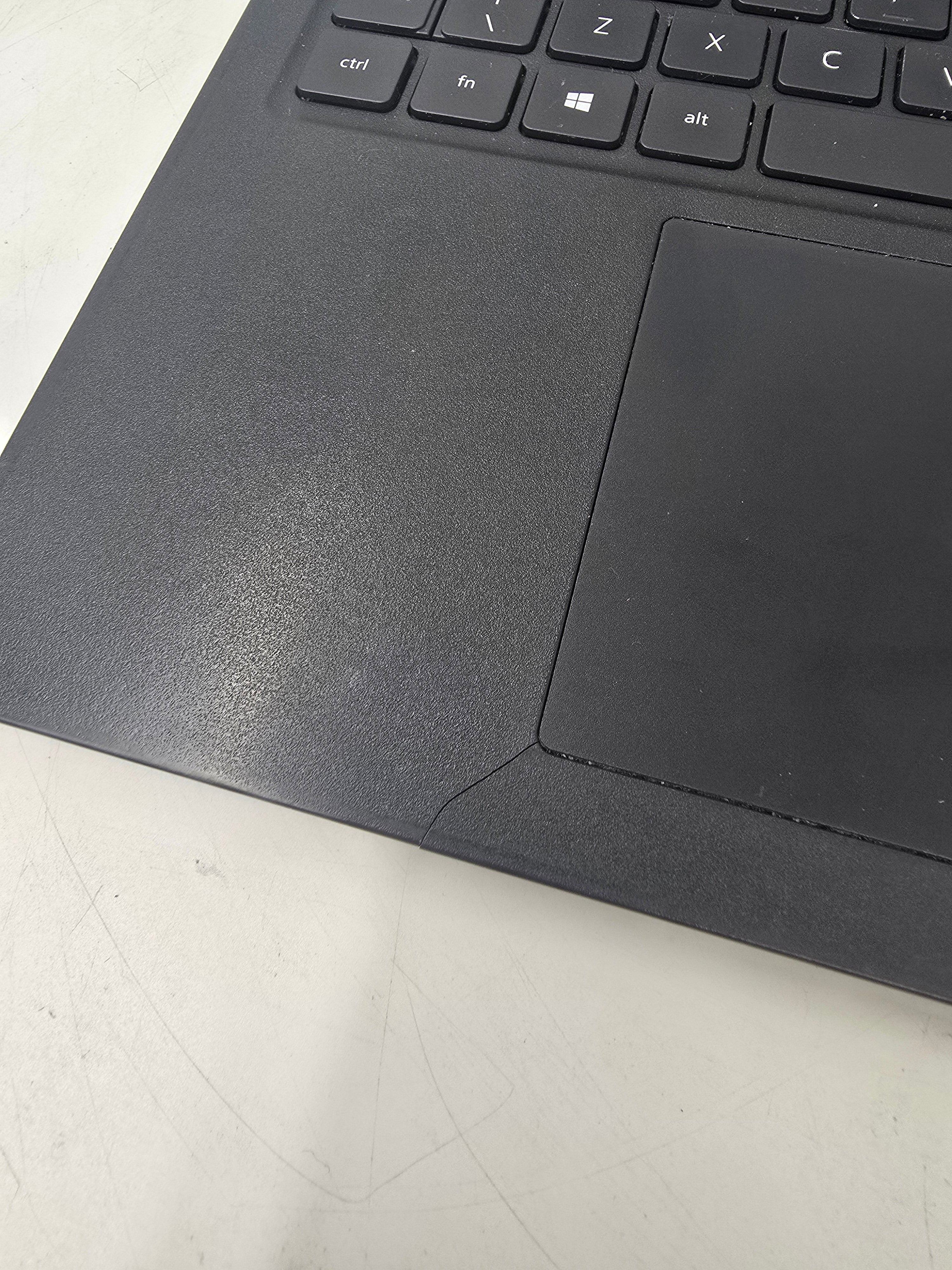 Dell Latitude 3520 15.6" Screen i5 11th Gen 8GB RAM 256GB SSD W11 *Spares*