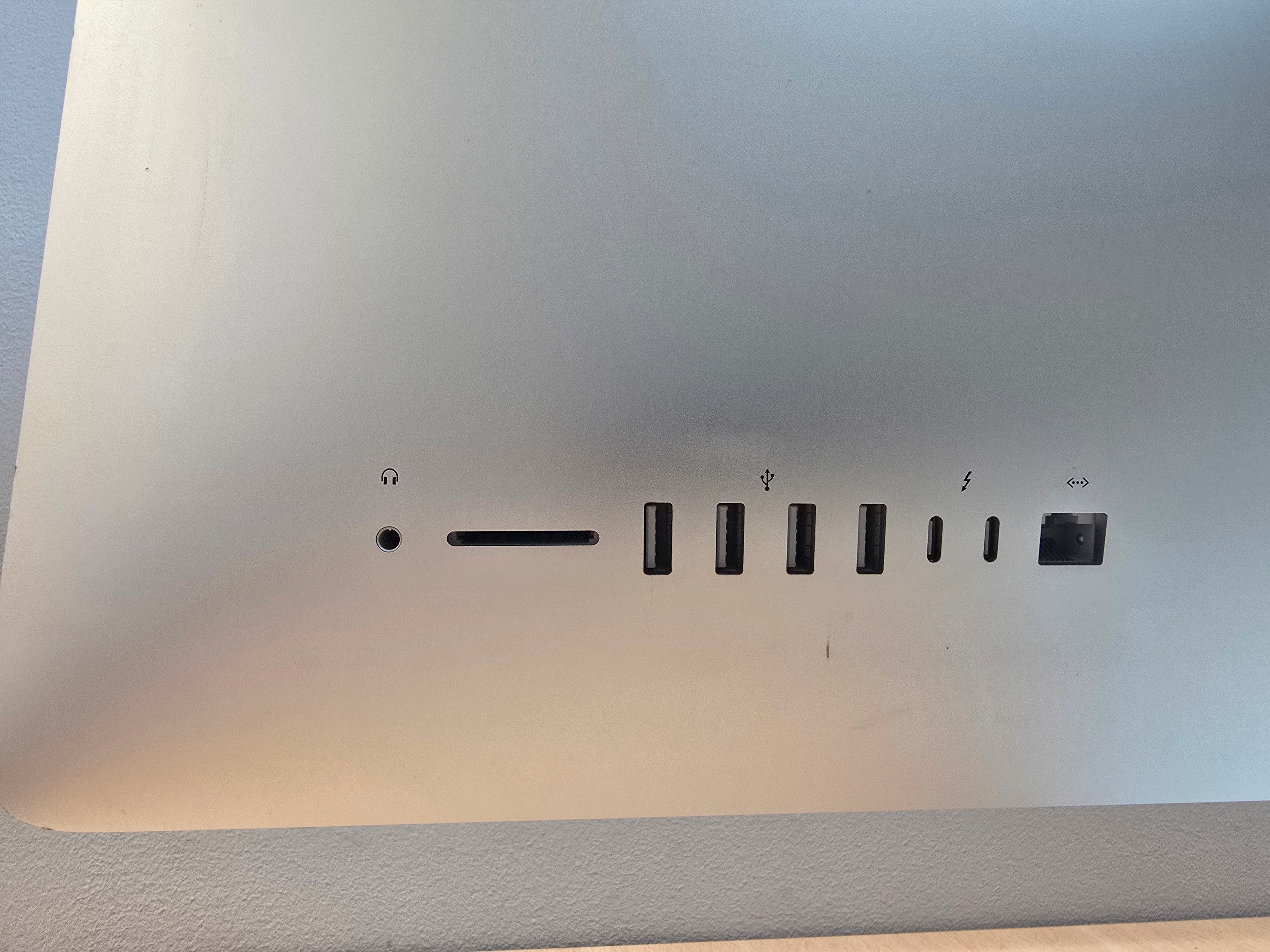 Apple iMac 27" Retina 5K Screen 2019 i5 8th Gen 8GB DDR4 RAM 32GB NVMe 1TB HDD Radeon Pro 570X