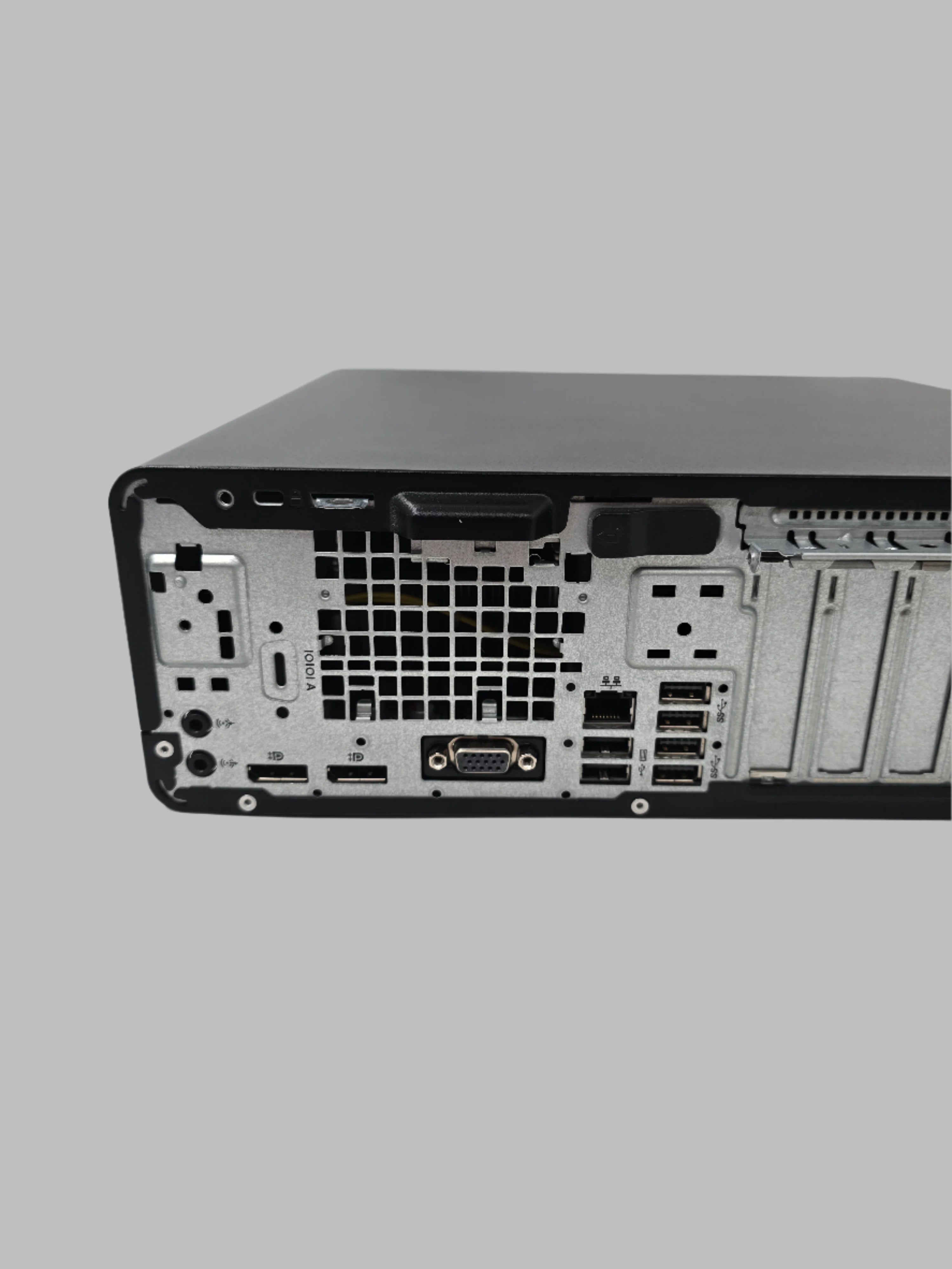 HP Desktop EliteDesk 800 G3 SFF i7 7th Gen 24GB RAM No SSD No OS