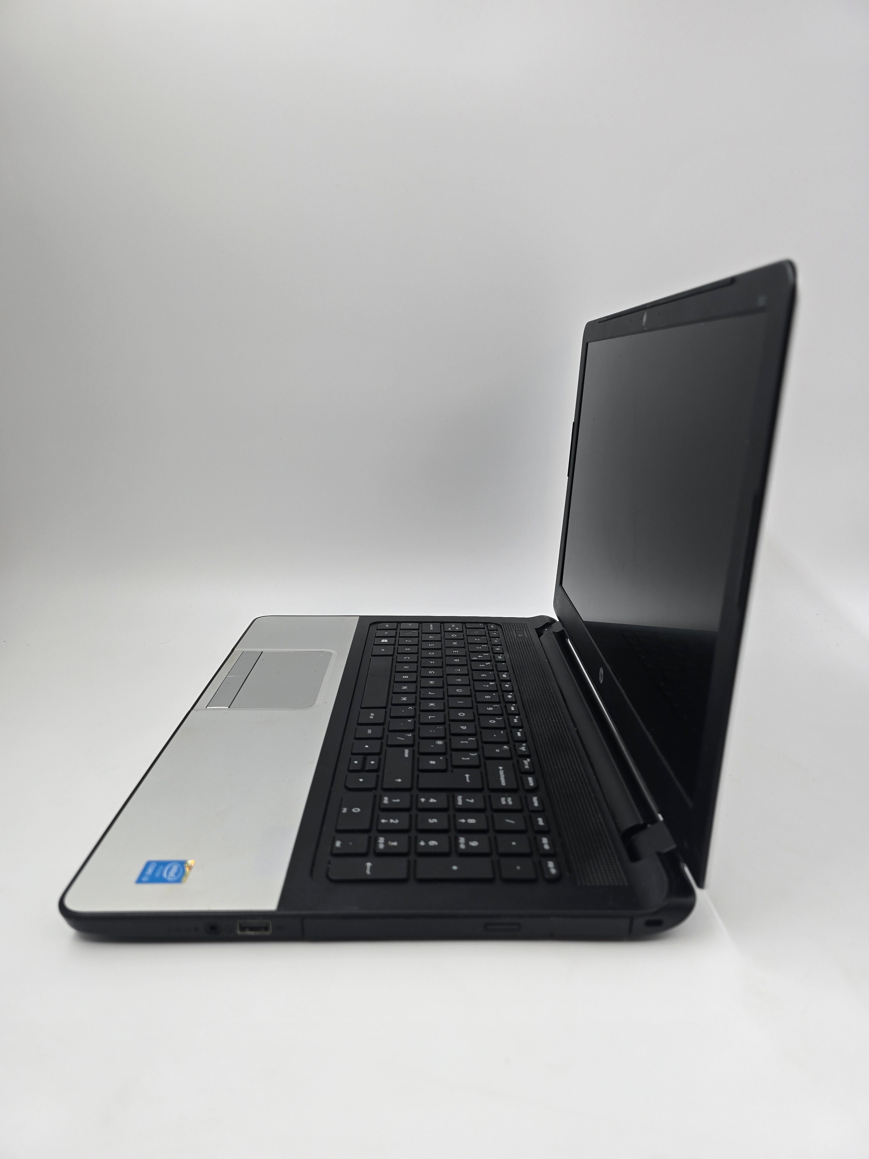 HP Laptop 350 G1 15.6" Screen i3 4th Gen 4GB RAM No HDD No OS *Spares*