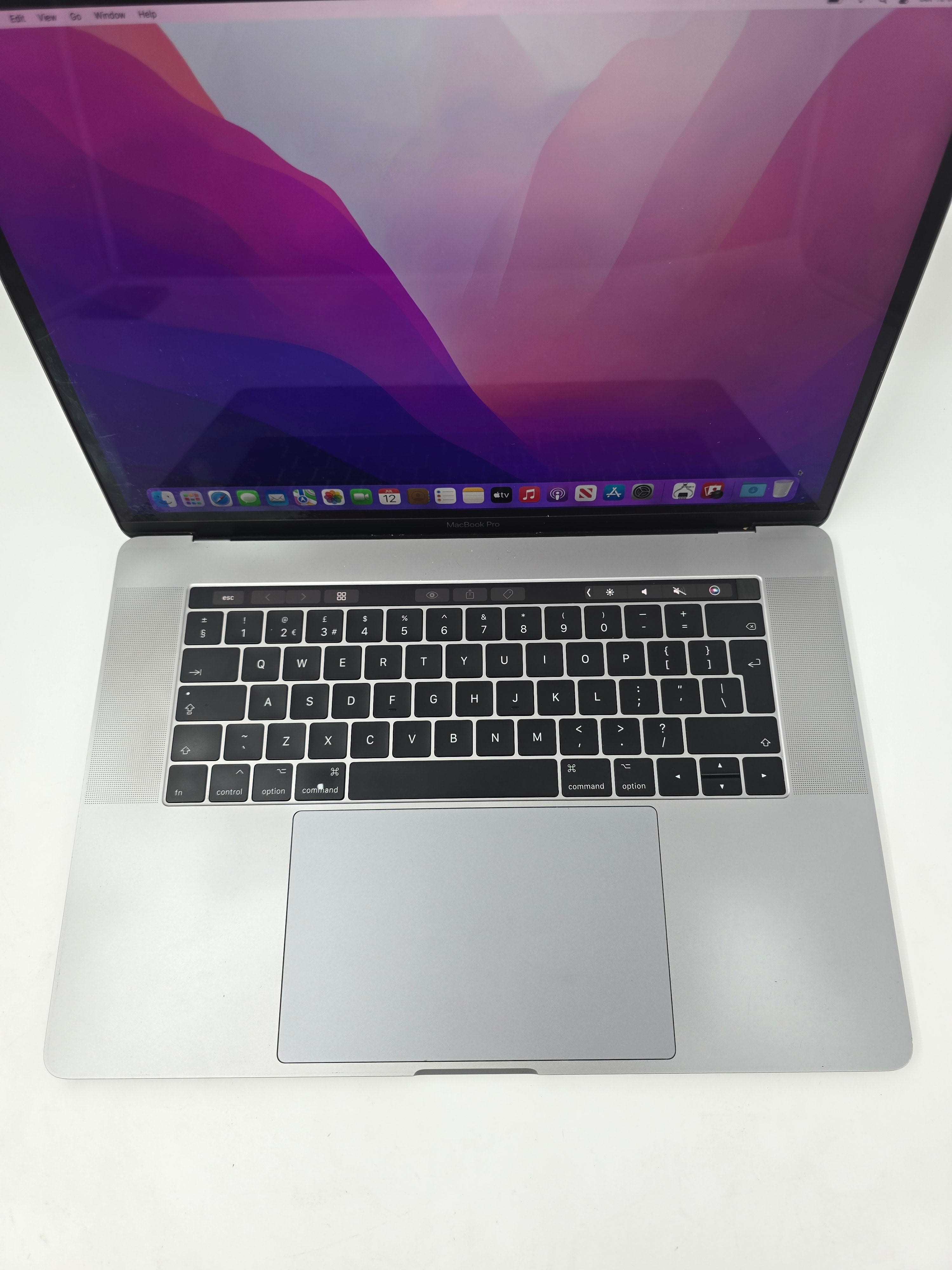 Apple MacBook Pro TouchBar 2017 15" i7 7th Gen 16GB RAM 512GB SSD Monterey